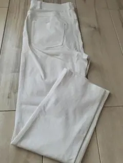 ホワイトパンツ カジュアルパンツ