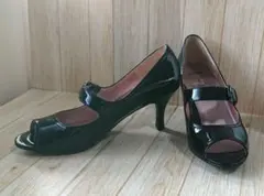 ブラックエナメル オープントゥパンプス 銀座かねまつ