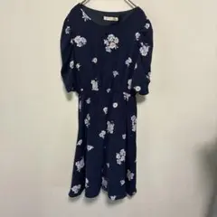 MAJESTIC LEGON ネイビー花柄半袖ワンピース　Ｍサイズ