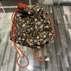 和装用バッグ 黒と金の花柄