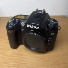 【外装美品】Nikon D90 デジタル一眼レフカメラ　1290万画素のサムネイル