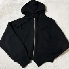 韓国　黒 フード付き クロップドセーター