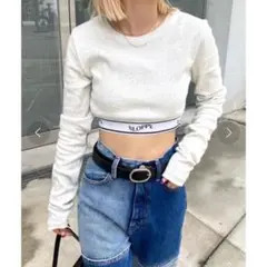SLOPPYロゴ入りクロップドトップス　ライトグレー
