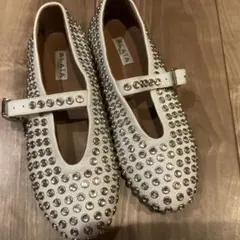 ALAIA スタッズ メリージェーン パンプス ホワイト　38 2026年最新】ALAiA カラー：ホワイト系 レディース ハイヒール