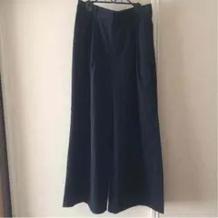 GU ワイドパンツ