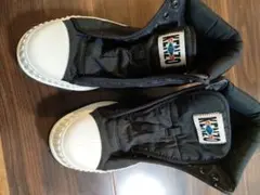 KENZOスニーカーのサムネイル