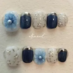 ネイビーブルー小花柄ネイル