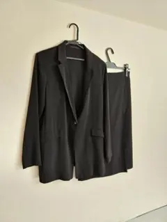 UNIQLO（ユニクロ）ストレッチドレープ素材 黒 セットアップ スーツ M