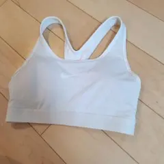 Nike Dri-FIT　ドライフィット　スポーツブラ ホワイト 　S