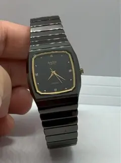 美品❣RADO　ダイヤスター　黒文字盤　レクタングル　金銀コンビ 稼動品 美品❣RADO ダイヤスター 黒文字盤 レクタングル 金銀コンビ