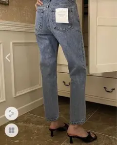 【定価6,303円】【人気商品】DHOLIC ミッドブルーストレートデニムパンツのサムネイル