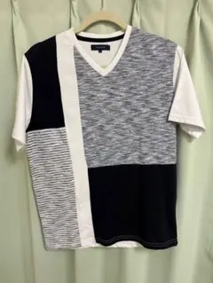 TAKAQ ネイビー/ホワイト ＶネックTシャツのサムネイル