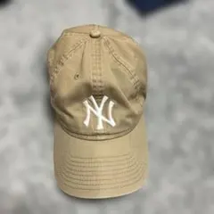 ニューヨーク・ヤンキース 9TWENTY ベージュキャップ