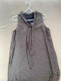 REMUS ノースリーブワンピース 幾何学模様