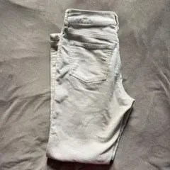 無印良品　コーデュロイホワイトパンツ