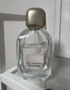 ZARA LIGHTLY BLOOM オードパルファム 100mlのサムネイル