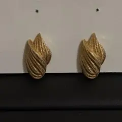 クリスチャンディオール Dior ヴィンテージ　リーフデザインイヤリング