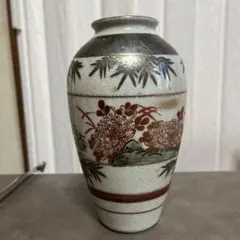 花柄陶磁器花瓶