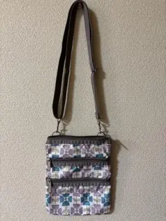 レスポートサック花柄ショルダーバッグ 3ポケット