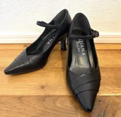 DIANA ブラック ポインテッドトゥ パンプス　ストラップ　20.5 ダイアナ