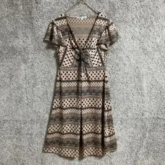 ノールシュド　M　ドットレース柄ワンピース　総柄　フェミニン　ねじれ　半袖