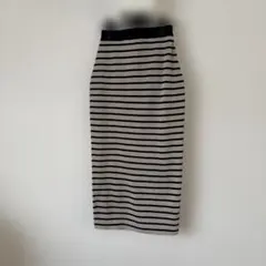 新品　ストライプタイトスカート（ベージュ×ブラック）