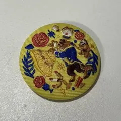 美女と野獣 刺繍缶バッチ