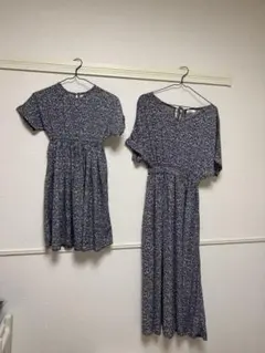 最終値下　親子コーデ　PAIR MANON くすみブルー小花柄半袖ワンピース