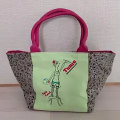 Item thumbnail for item 3eb28f64-069a-4186-be22-eda0760bf89e