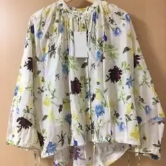 ZARA 花柄 長袖ブラウス