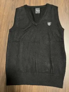 COMME CA ISM ブラック Vネックベスト 130