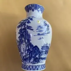 青白磁風景画花瓶