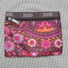 レスポートサック　ポーチ　フラワー　LeSportsac 花柄ポーチ