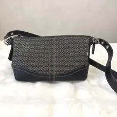 美品　COACH ワンショルダー シグネチャー キャンバス レザー　ブラック
