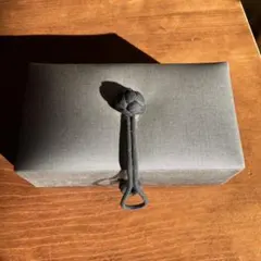 グレーのジュエリーボックス