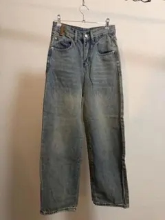 淡いブルー ワイドレッグデニム