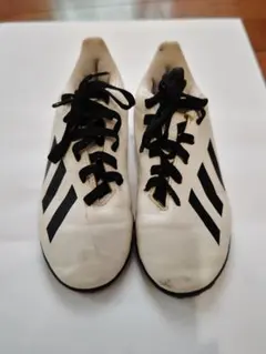 トレーニングシューズ　19cm 　アディダス サッカー