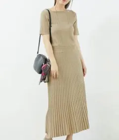 新品未使用　タグ付き　ROPÉ PICNIC スクエアネックリブワンピース