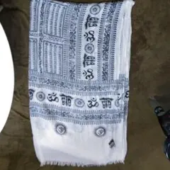 大判ストール　ソファーカバー　テーブルクロス　ベッドカバーにも　未使用　翌日発送