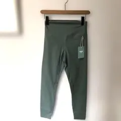 ヨガフィッネス用ハイウエスト　レギンス　ミント　spout サイズＭ　#174