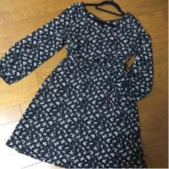 美品ワンアフターアナザーナイスクラップ　花柄ワンピース