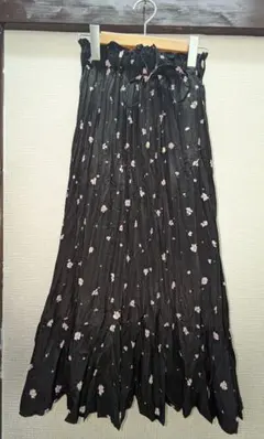 Majestic legon　花柄プリーツ ロングスカート