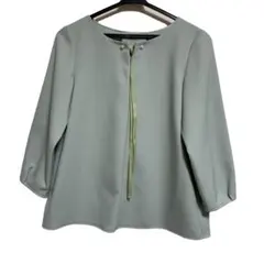 Item thumbnail for item da142bad-14f9-43cb-8581-01c7e7e9fb9b