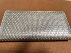 ゴールド長財布