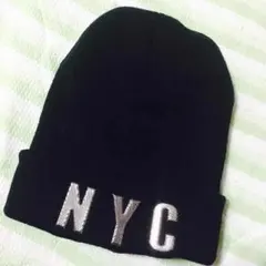 NYC黒いニット帽