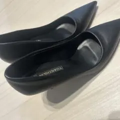 靴　ヒール　黒のパンプス　パンプス　シューズ