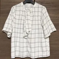 GLACIER 格子柄フリルタイシフォンブラウス