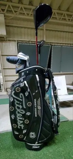 ま*ん様 Vokey Design スタンド式ゴルフバッグ ブラック VOX GOLF OF AMERICA 商品紹介｜TITLEIST