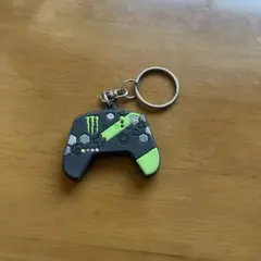 【非売品】ゲームコントローラー型キーホルダー