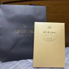 クレドポー　ランジェットデマキアントヴィサージュ　シート状テイク落とし